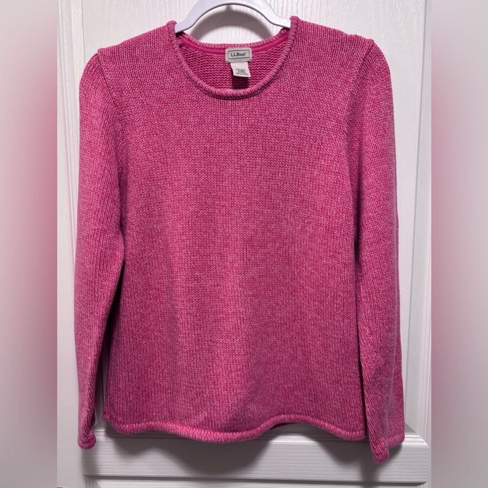 L.L.Bean pink cotton marled crewneck sweater. Size M crew neck long sleeves